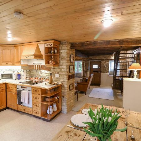 Brooklands Villa Chedworth Екстериор снимка
