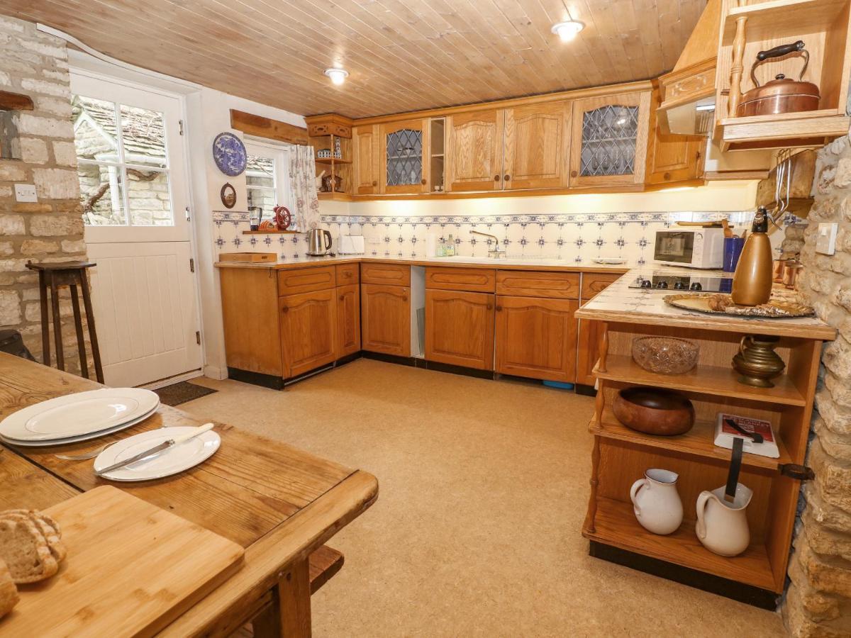 Brooklands Villa Chedworth Екстериор снимка