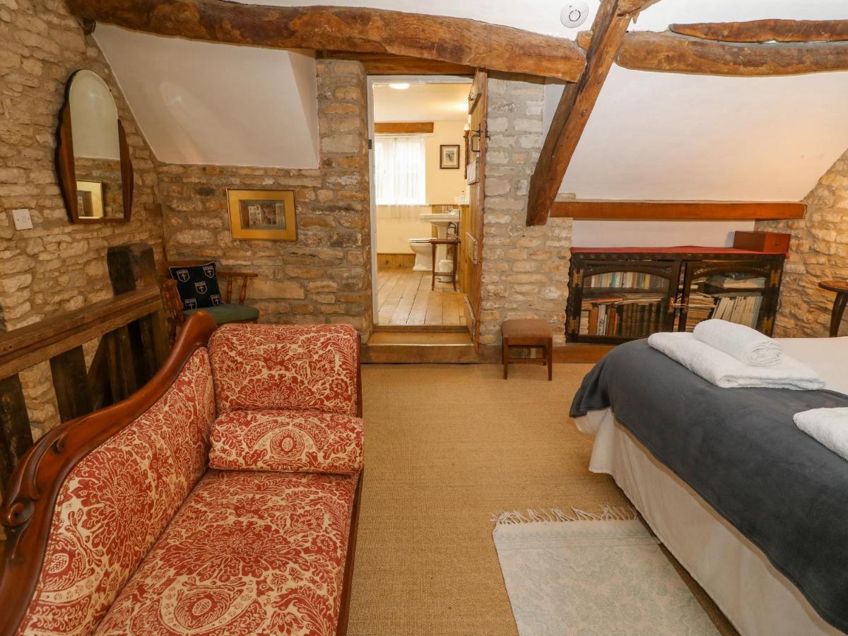 Brooklands Villa Chedworth Екстериор снимка