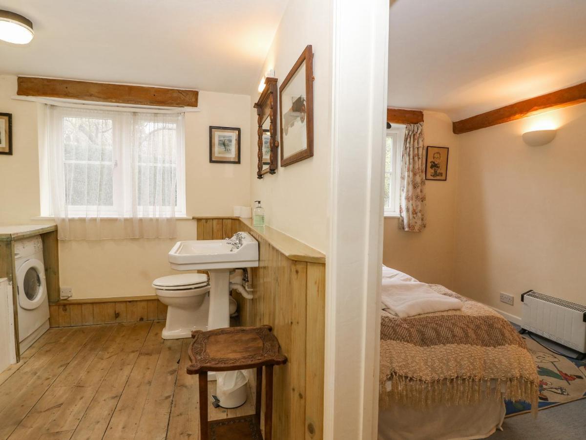 Brooklands Villa Chedworth Екстериор снимка