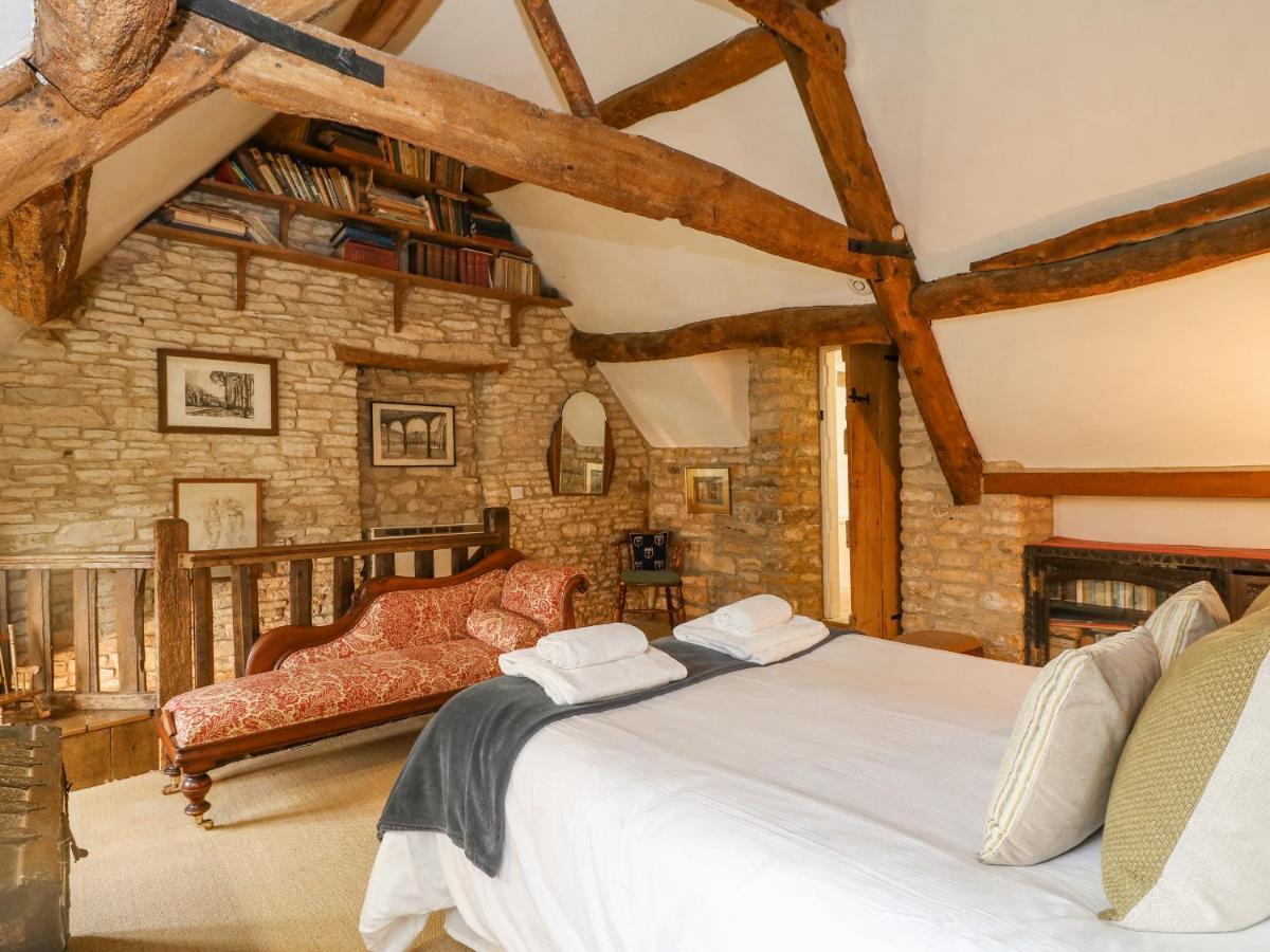Brooklands Villa Chedworth Екстериор снимка